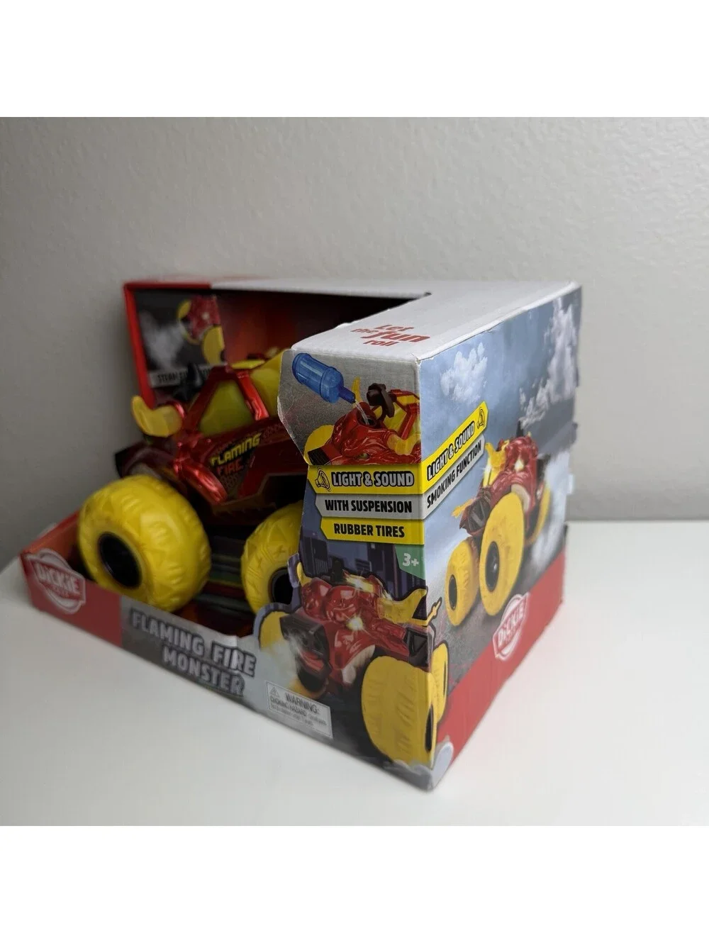 Dickie Toys Flaming Fire Monster Truck Steam Effect Light Sound Rubber Tires 3+
